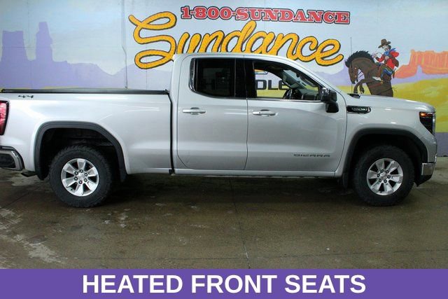 Used 2022 GMC Sierra 1500 SLE image 1