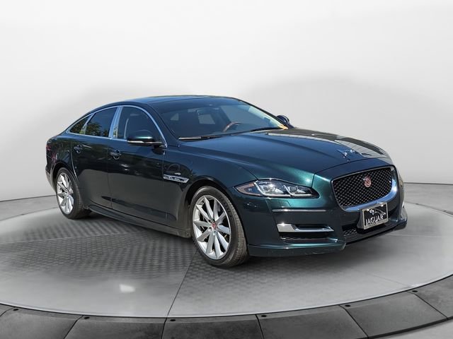 Used 2017 Jaguar XJ R-Sport AWD/4WD image 7