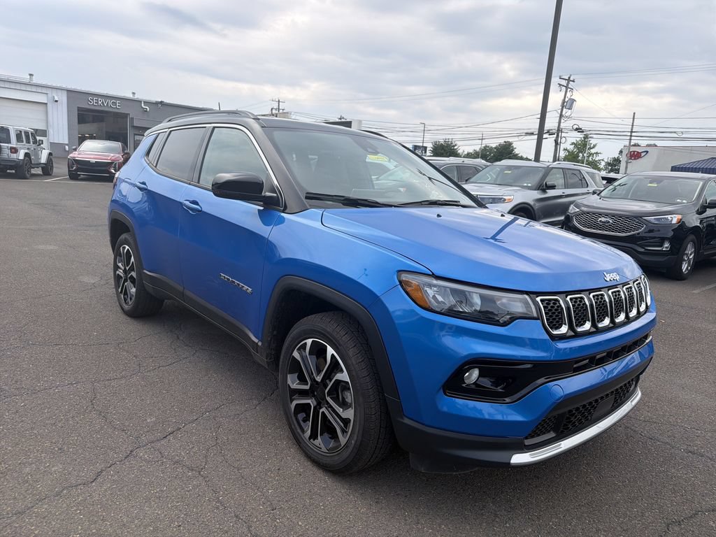 Used 2023 Jeep Compass Limited AWD/4WD image 7
