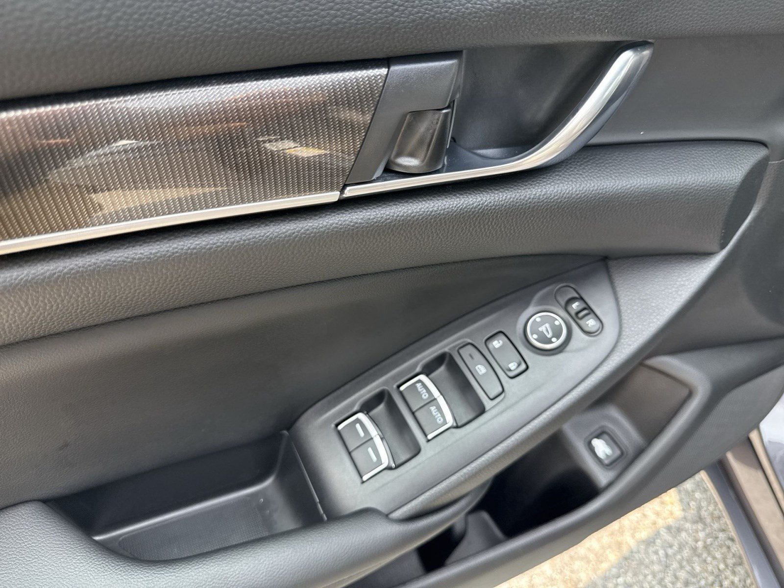 Used 2019 Honda Accord Sport image 23