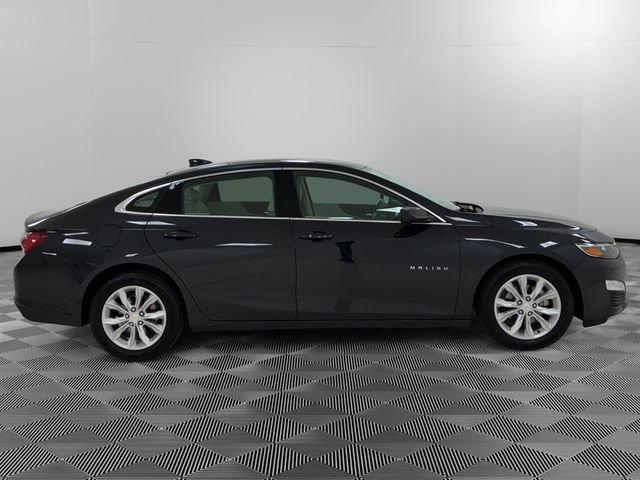 Certified 2022 Chevrolet Malibu LT w/ Leather Package FWD image 6