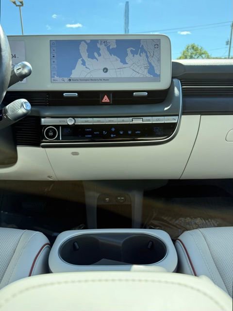 Used 2023 Hyundai Ioniq 5 Limited image 17