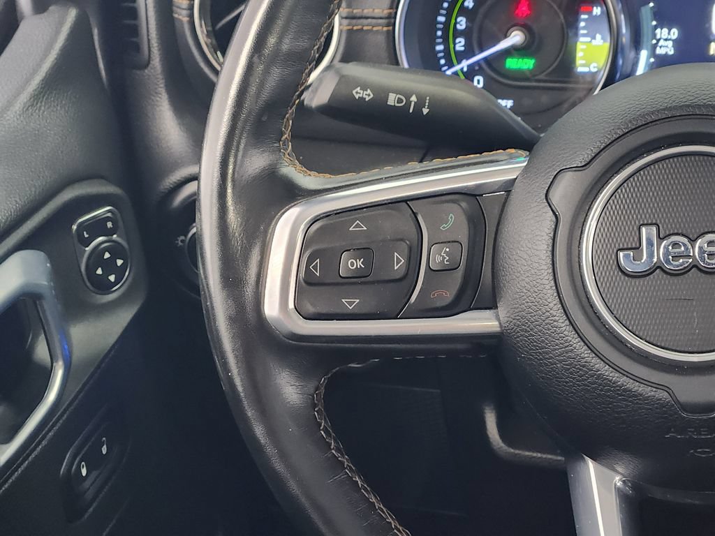 Used 2021 Jeep Wrangler Unlimited Sahara AWD/4WD image 28