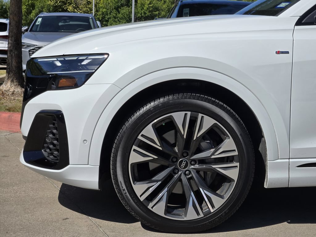 Used 2026 Audi Q8 Premium Plus w/ Premium Plus Package AWD/4WD image 13