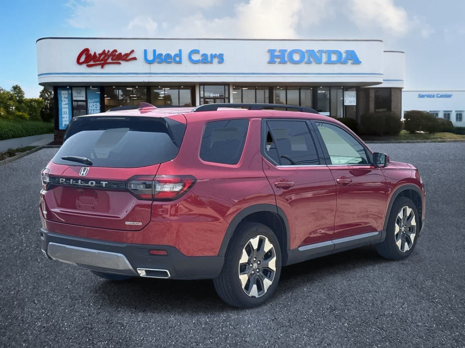 Used 2026 Honda Pilot Touring image 6