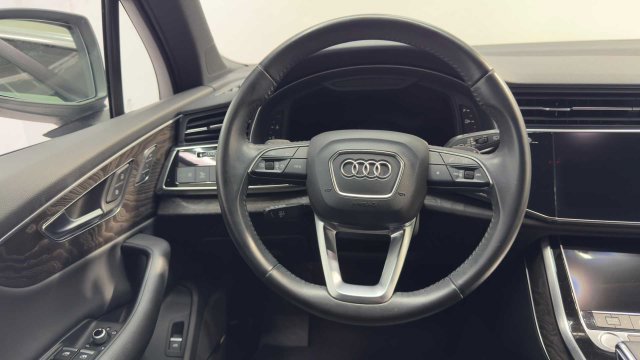 Used 2020 Audi Q7 2.0T Premium Plus AWD/4WD image 20