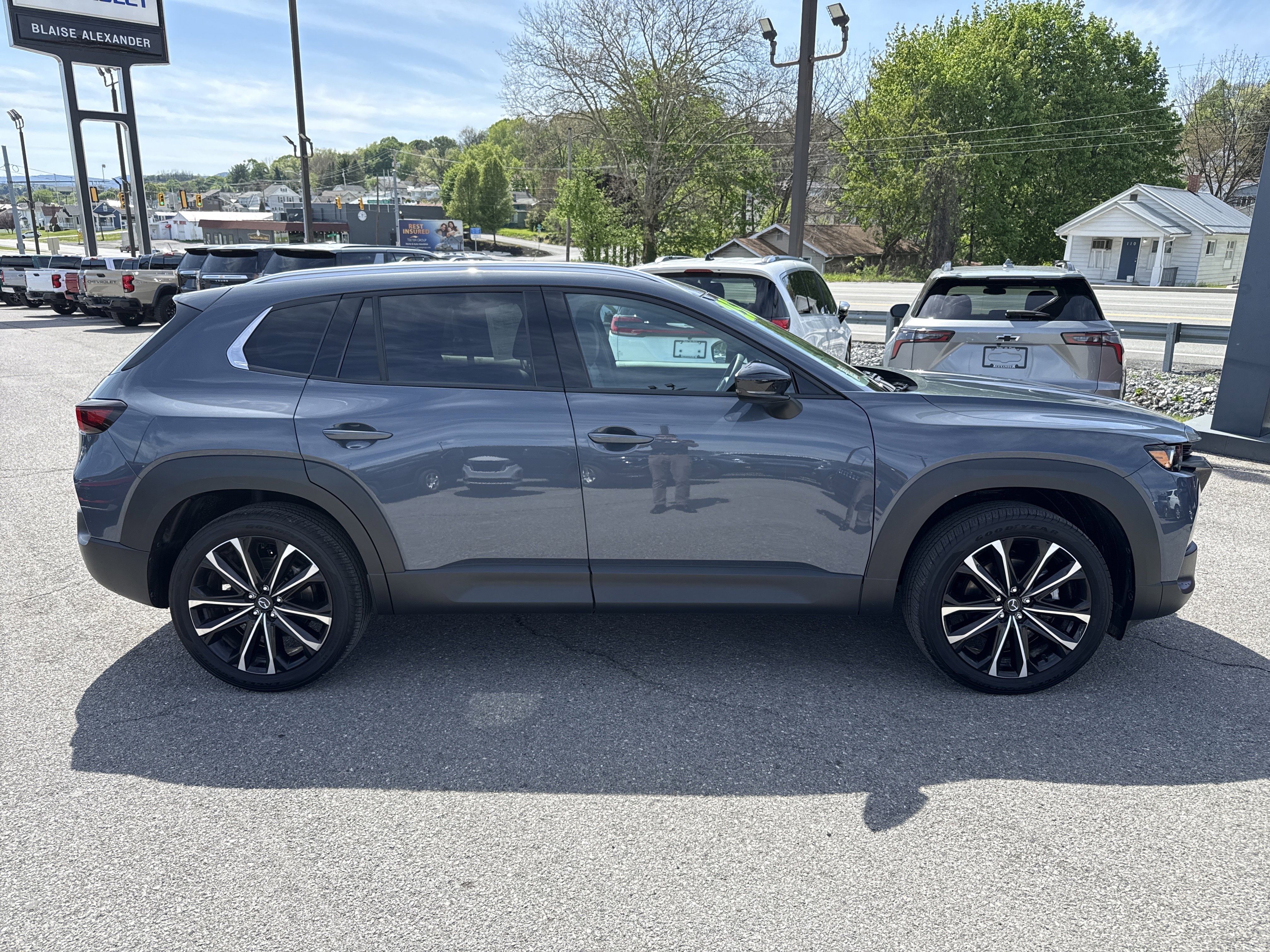 Used 2025 MAZDA CX-50 AWD 2.5 S w/ Premium Plus Pkg image 2