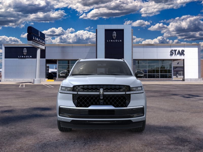 New 2026 Lincoln Navigator Reserve w/ Jet Appearance Package AWD/4WD image 6