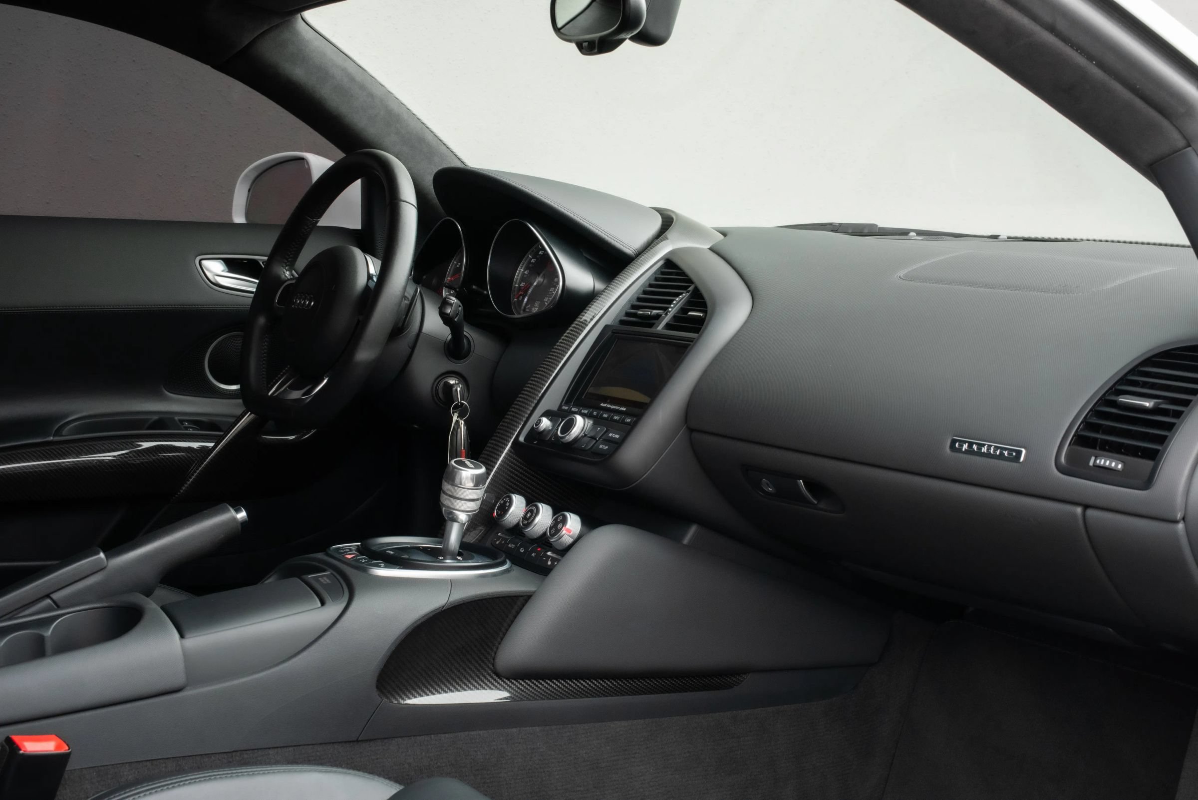 Used 2012 Audi R8 V8 AWD/4WD image 23