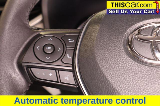 Used 2023 Toyota RAV4 XLE Premium image 15