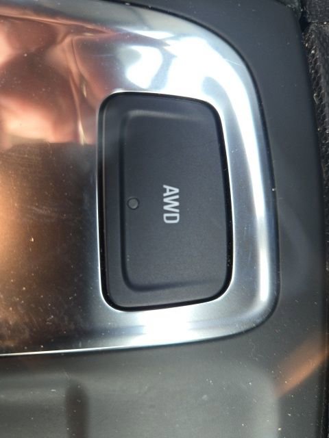 Used 2024 Chevrolet Equinox LT image 36