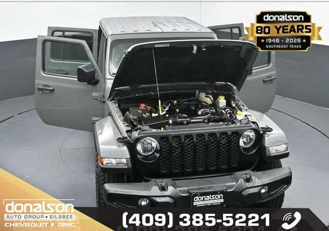 Used 2022 Jeep Gladiator Willys image 24