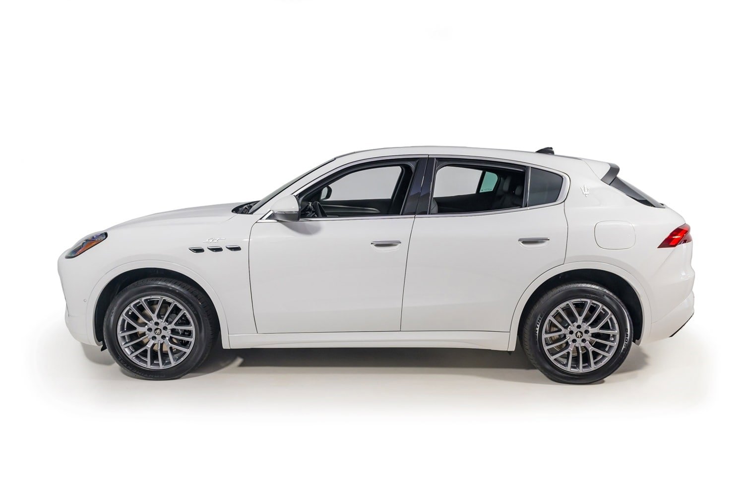 Used 2024 Maserati Grecale GT AWD/4WD image 4