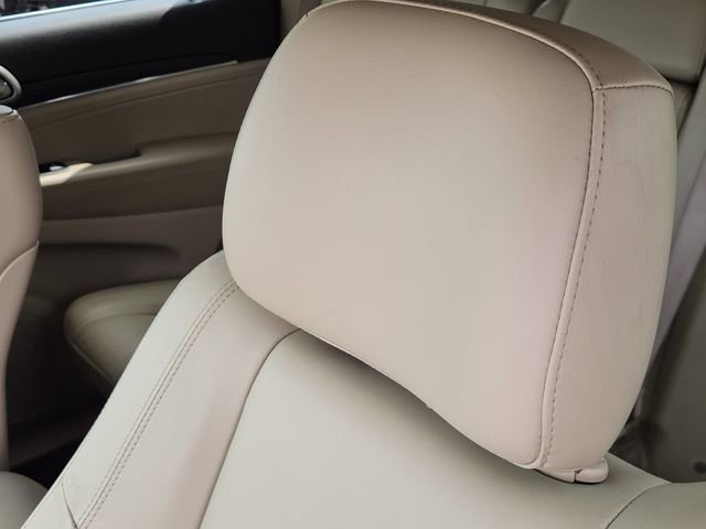 Used 2021 Jeep Grand Cherokee Limited AWD/4WD image 13