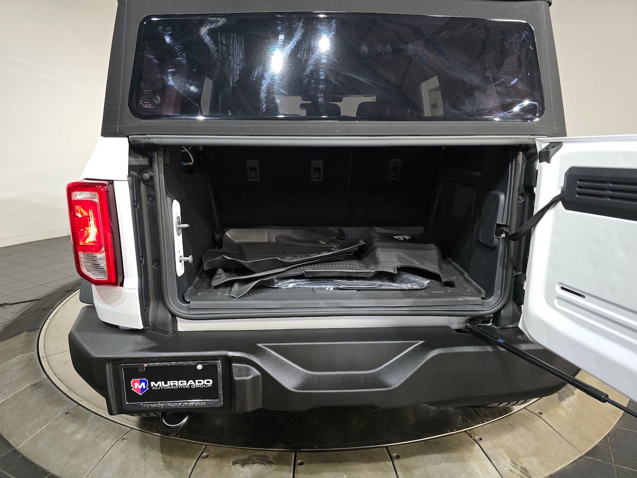 New 2025 Ford Bronco Base image 10