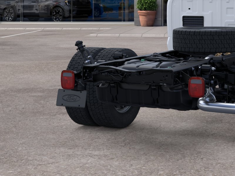 New 2026 Ford F550 4x4 Crew Cab image 21