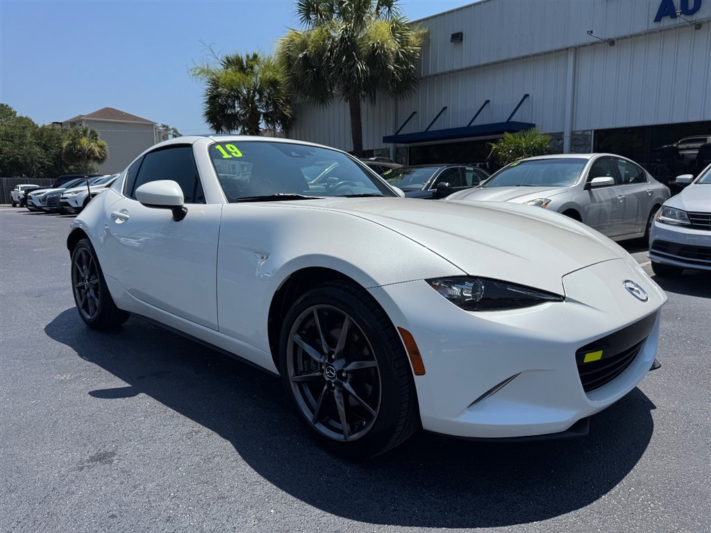Used 2019 MAZDA MX-5 Miata RF Grand Touring w/ GT-S Package RWD image 2