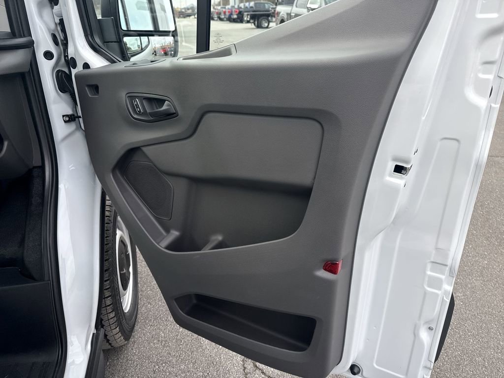 New 2026 Ford Transit 150 Low Roof RWD image 20