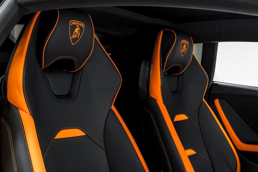 Used 2023 Lamborghini Huracan Tecnica RWD image 35