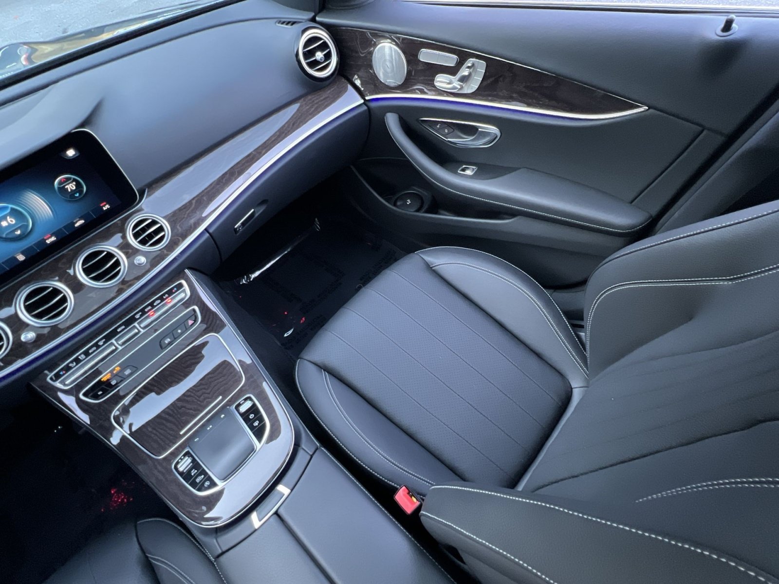 Used 2023 Mercedes-Benz E 450 4MATIC Sedan image 14