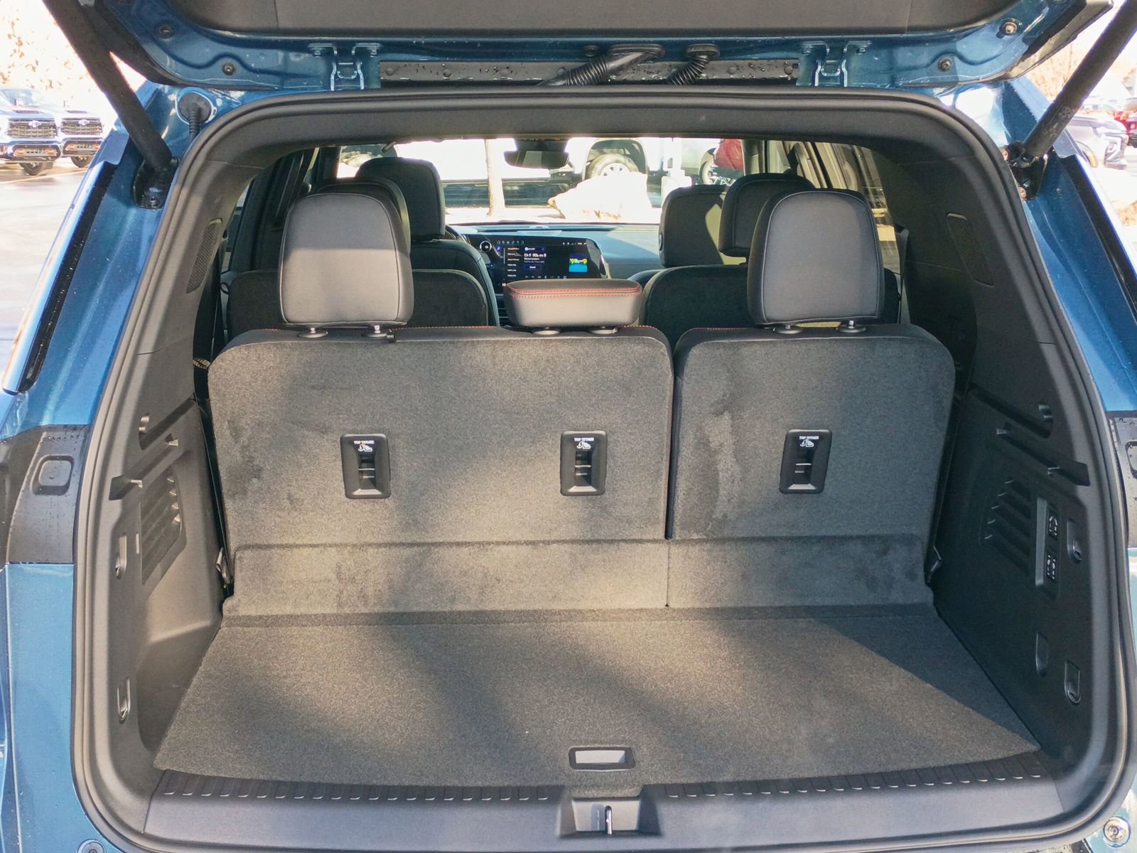 New 2026 Chevrolet Traverse RS image 24