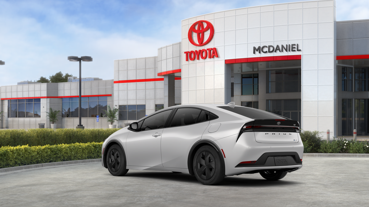 New 2026 Toyota Prius LE FWD image 8