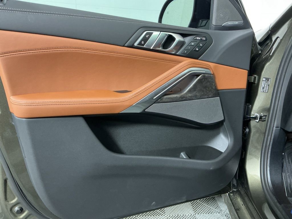 New 2026 BMW X6 xDrive40i AWD/4WD image 22