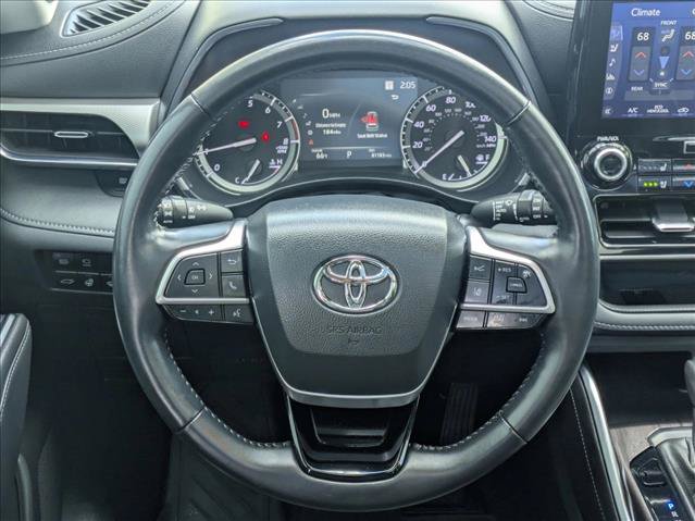 Used 2022 Toyota Highlander Platinum AWD/4WD image 14