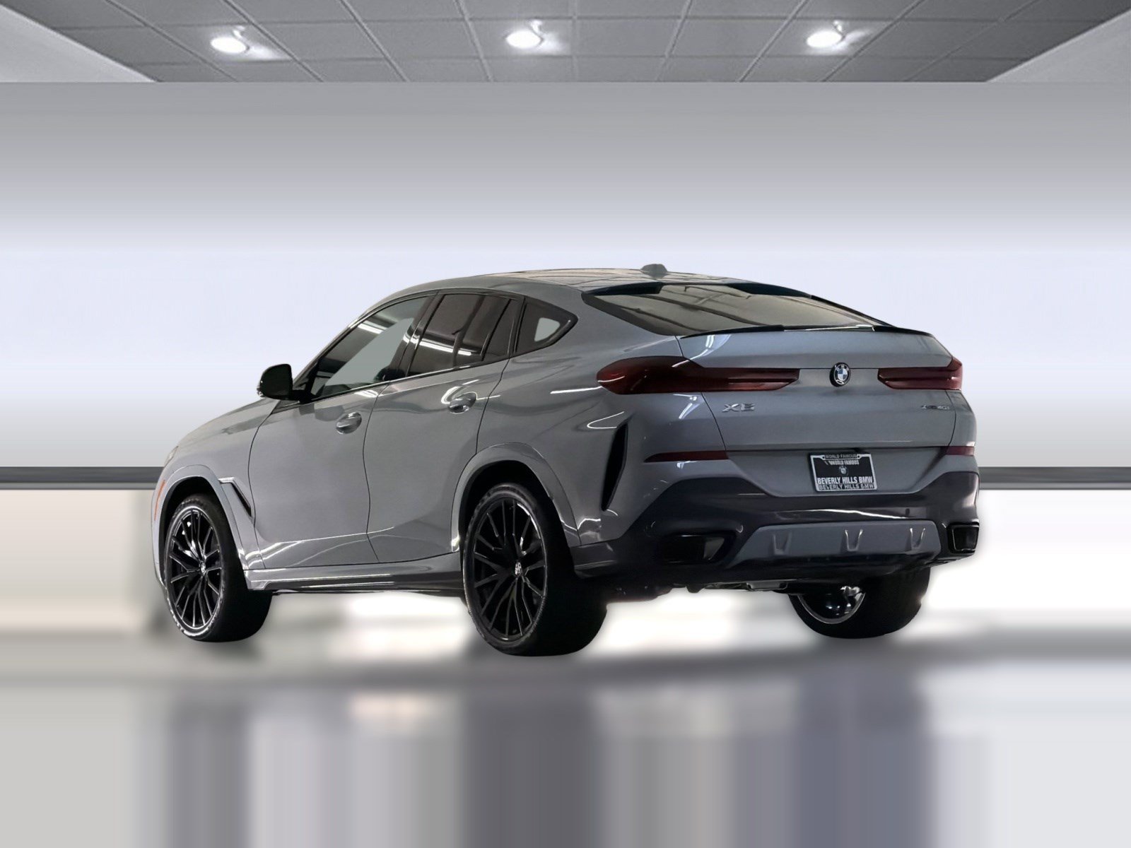 New 2026 BMW X6 xDrive40i w/ Executive Package AWD/4WD image 3