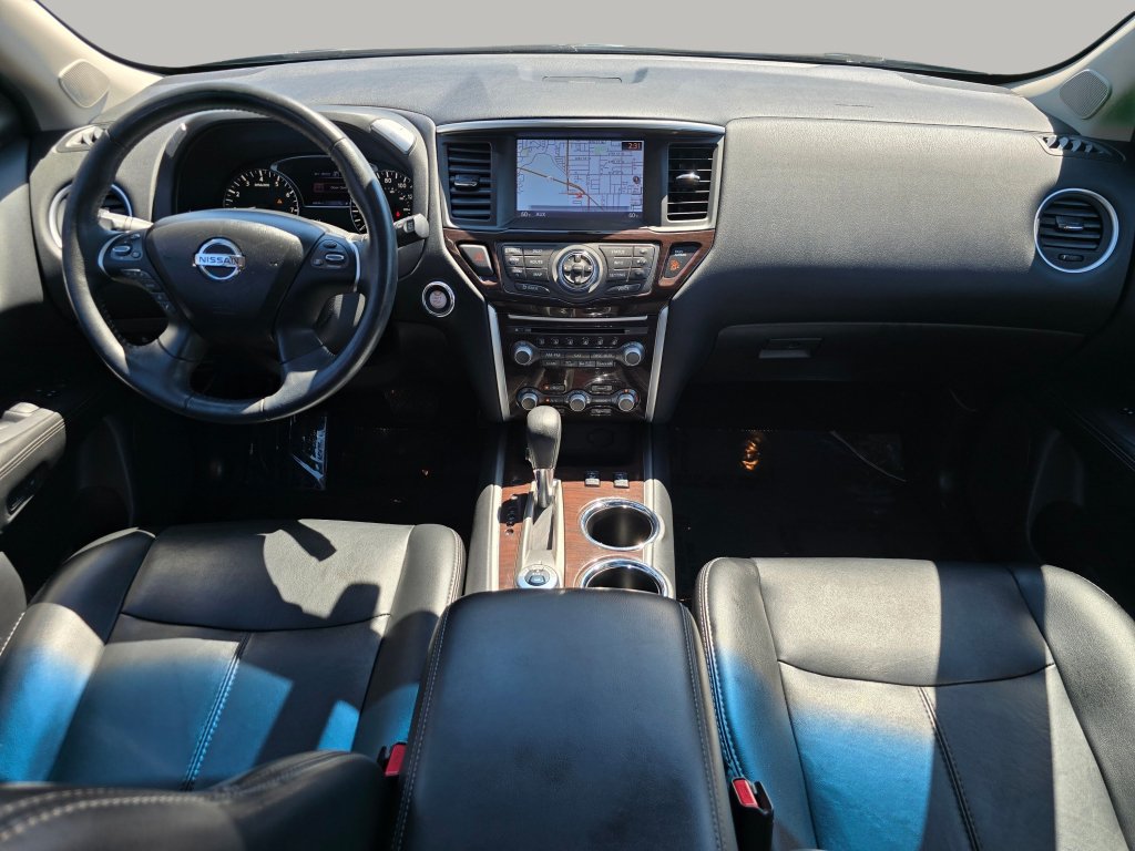 Used 2016 Nissan Pathfinder SL w/ SL Premium Package AWD/4WD image 2
