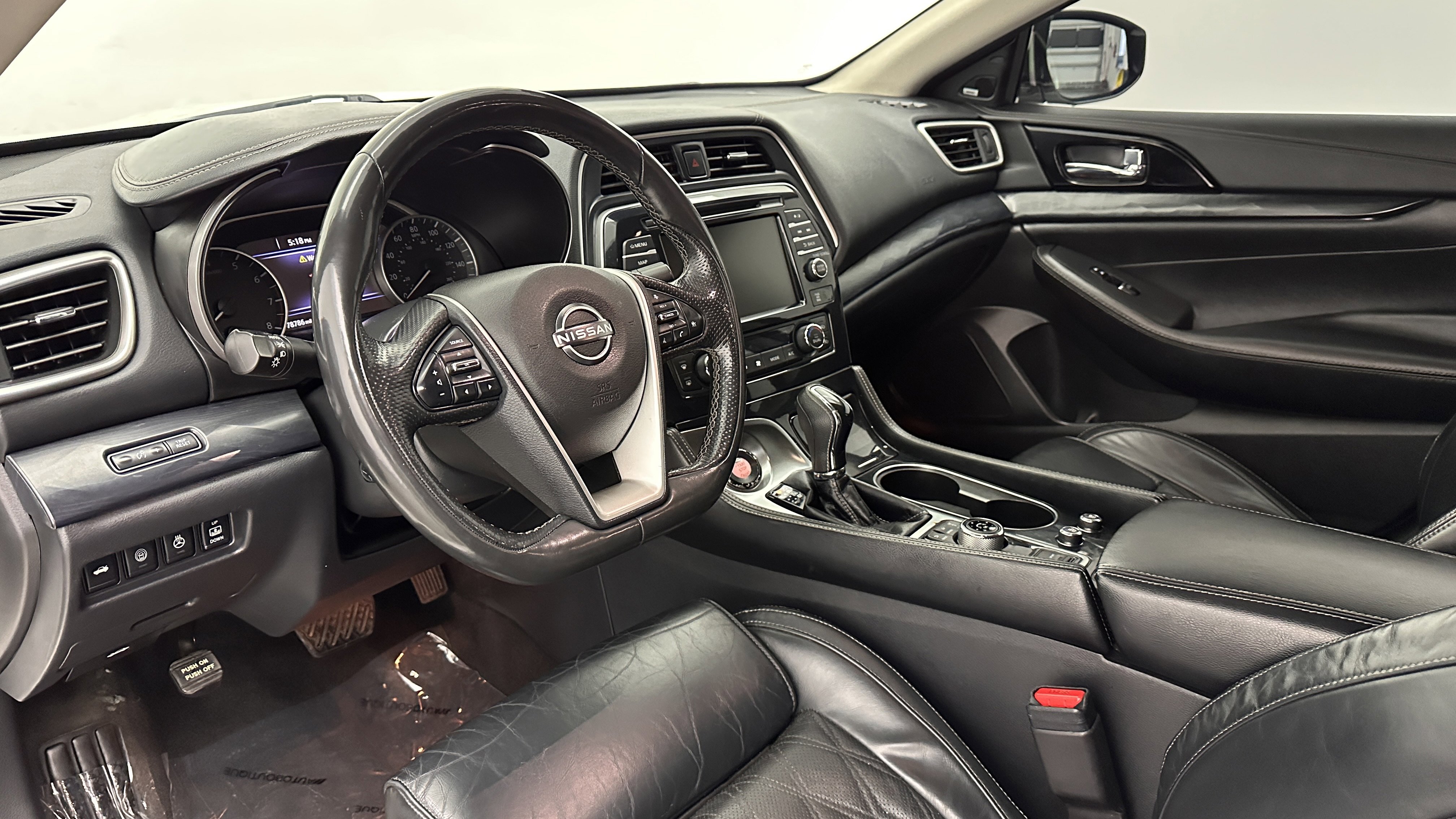 Used 2023 Nissan Maxima Platinum w/ Sport Mat Group FWD image 10