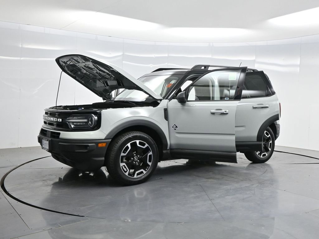 Used 2022 Ford Bronco Sport Outer Banks w/ Tech Package AWD/4WD image 40