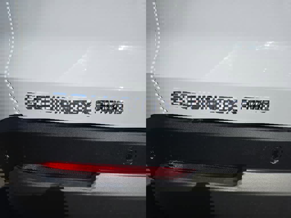 New 2026 Chevrolet Equinox LT w/ Convenience Package II image 34