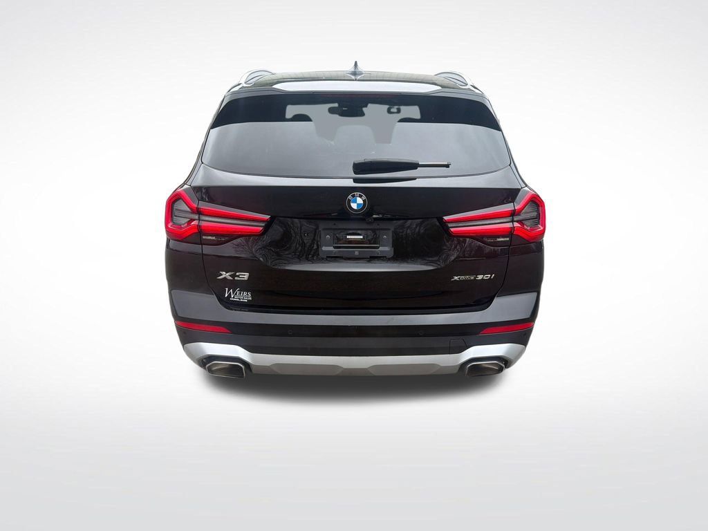 Used 2023 BMW X3 xDrive30i w/ Premium Package image 4