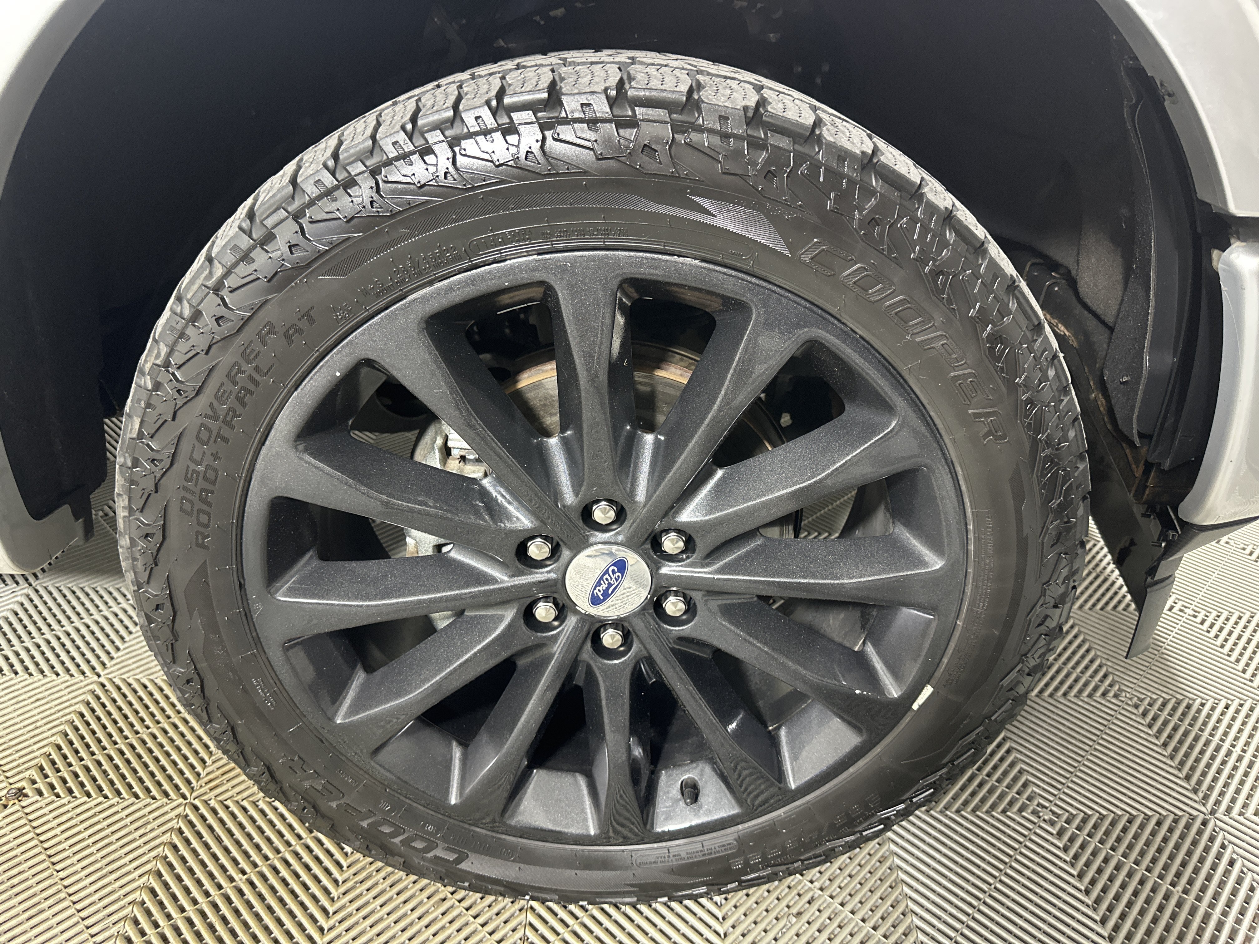 Used 2019 Ford F150 Limited w/ Trailer Tow Package AWD/4WD image 30