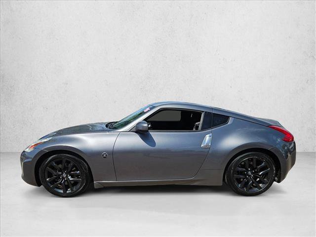 Used 2016 Nissan 370Z Coupe RWD image 9