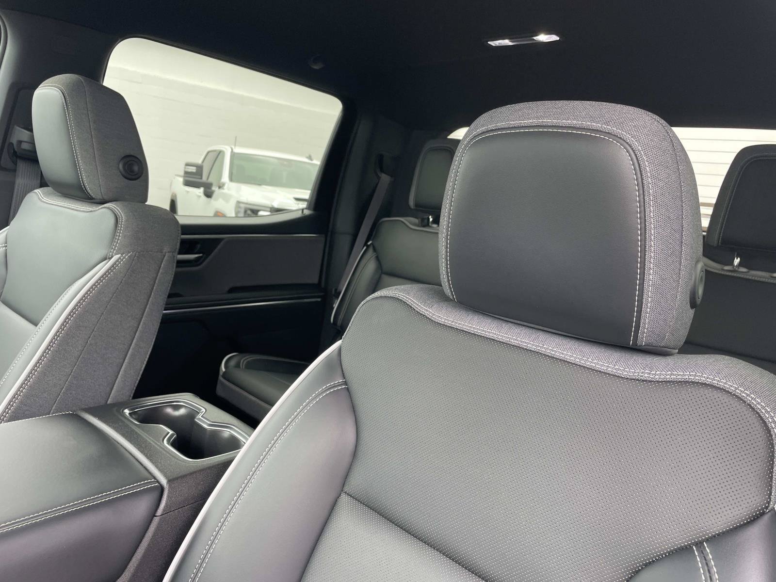 Used 2026 GMC Sierra EV Elevation AWD/4WD image 22