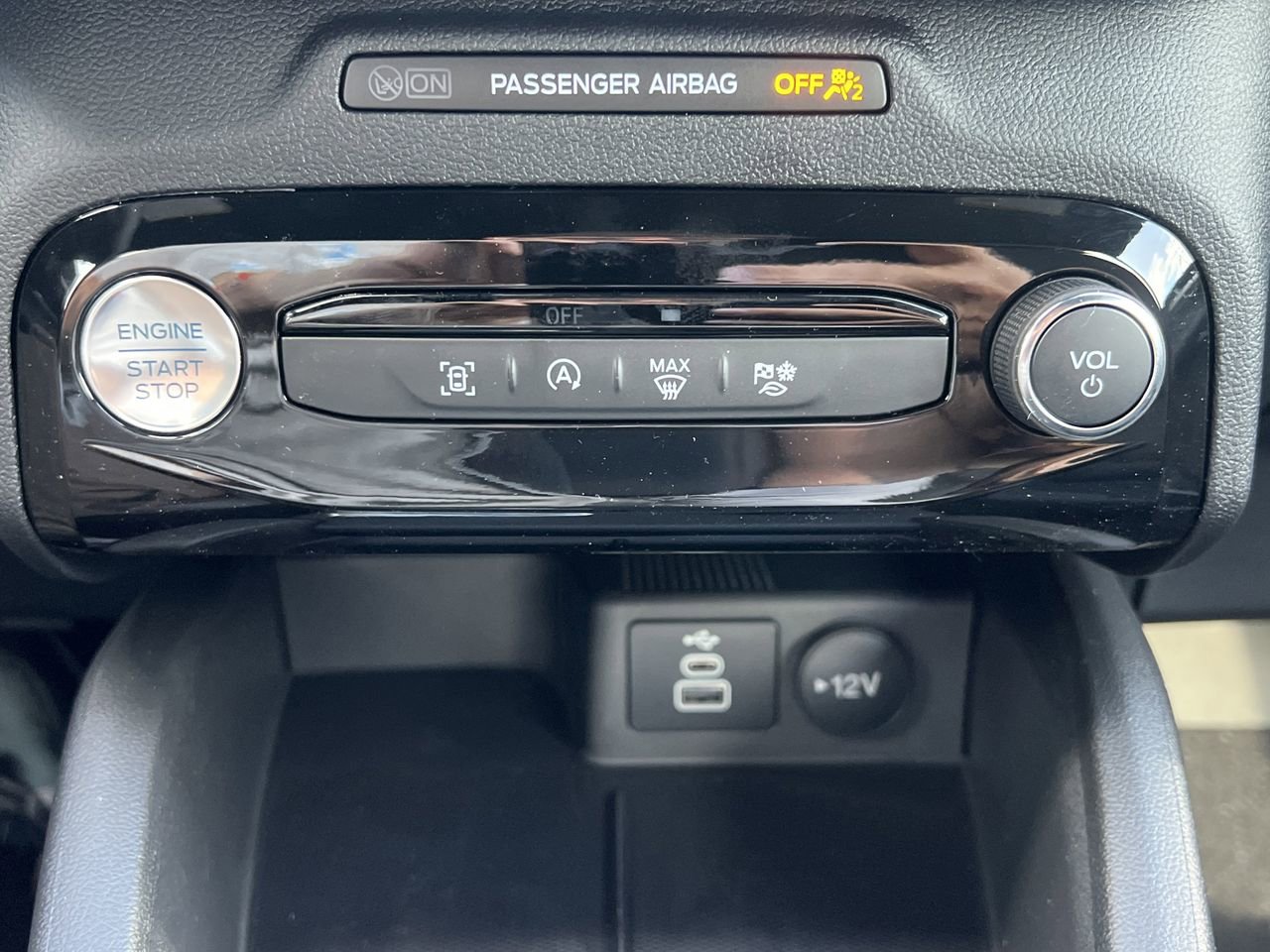 New 2026 Ford Escape ST-Line w/ Tech Pack #1 image 6