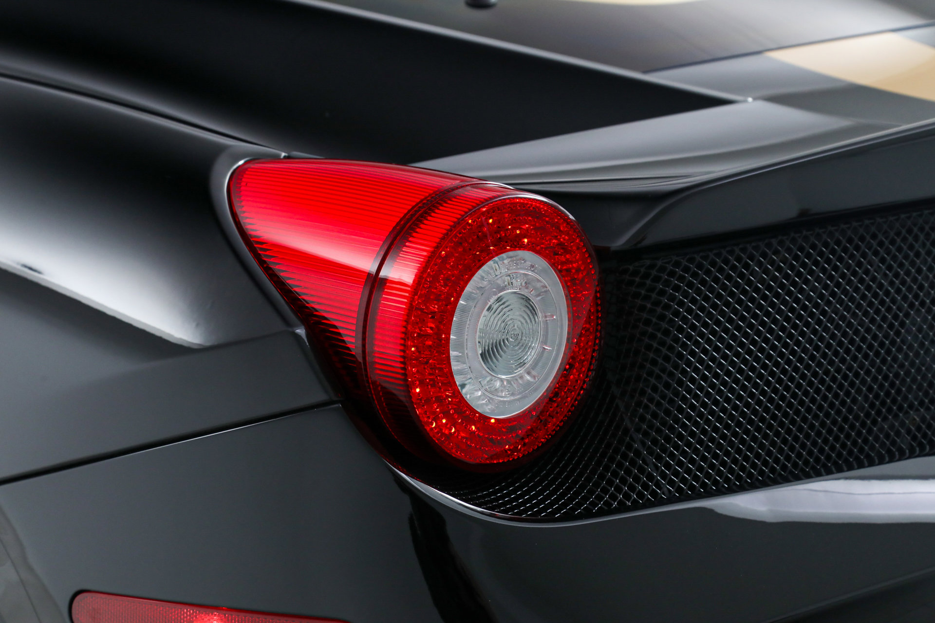 Certified 2015 Ferrari 458 Speciale Coupe RWD image 17