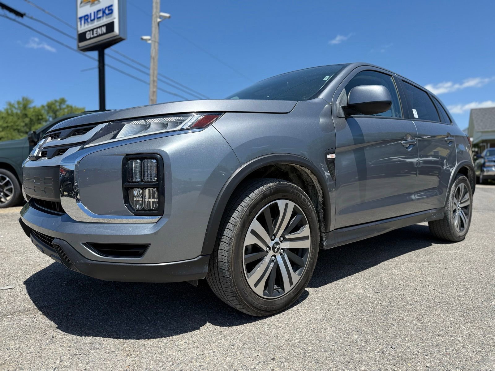 Used 2021 Mitsubishi Outlander Sport ES FWD image 2