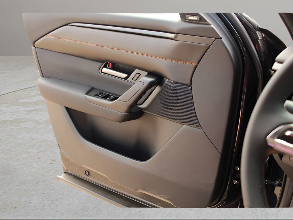 Used 2025 MAZDA CX-50 AWD 2.5 Hybrid w/ Cargo Package image 13