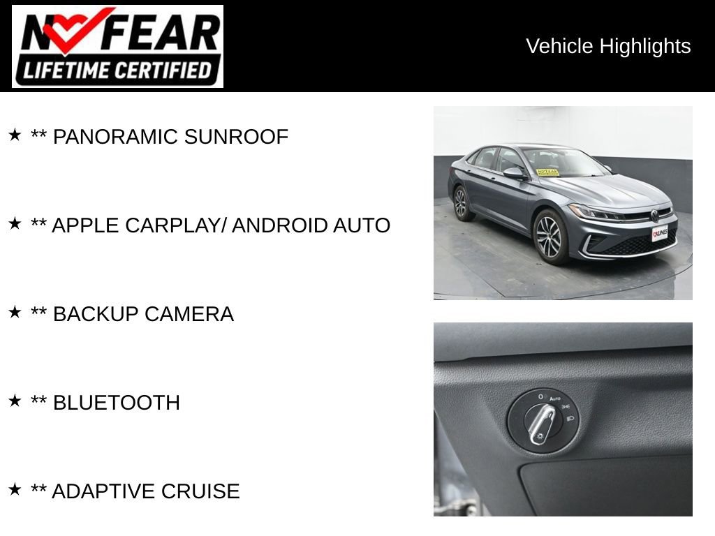 Used 2025 Volkswagen Jetta SE image 2