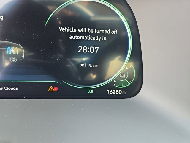 Used 2023 Hyundai Sonata Limited w/ Cargo Package image 24