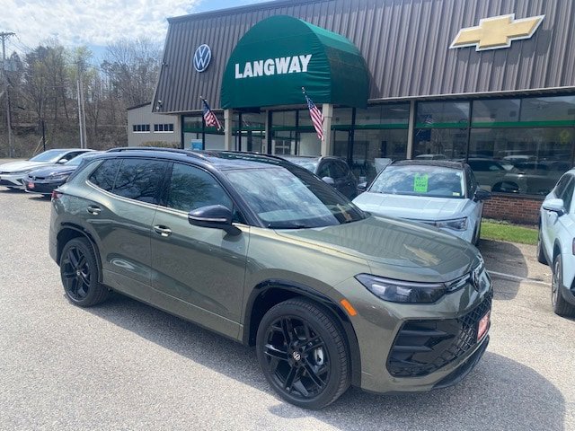 New 2026 Volkswagen Tiguan SE R-Line