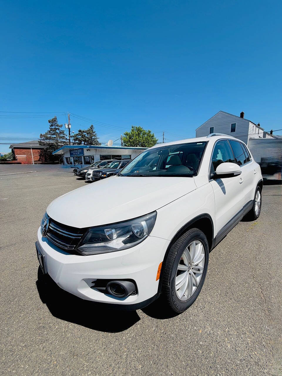 Used 2012 Volkswagen Tiguan SE