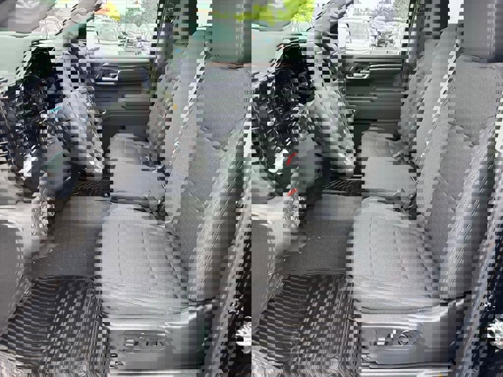 New 2026 Chevrolet Silverado 1500 LT image 4