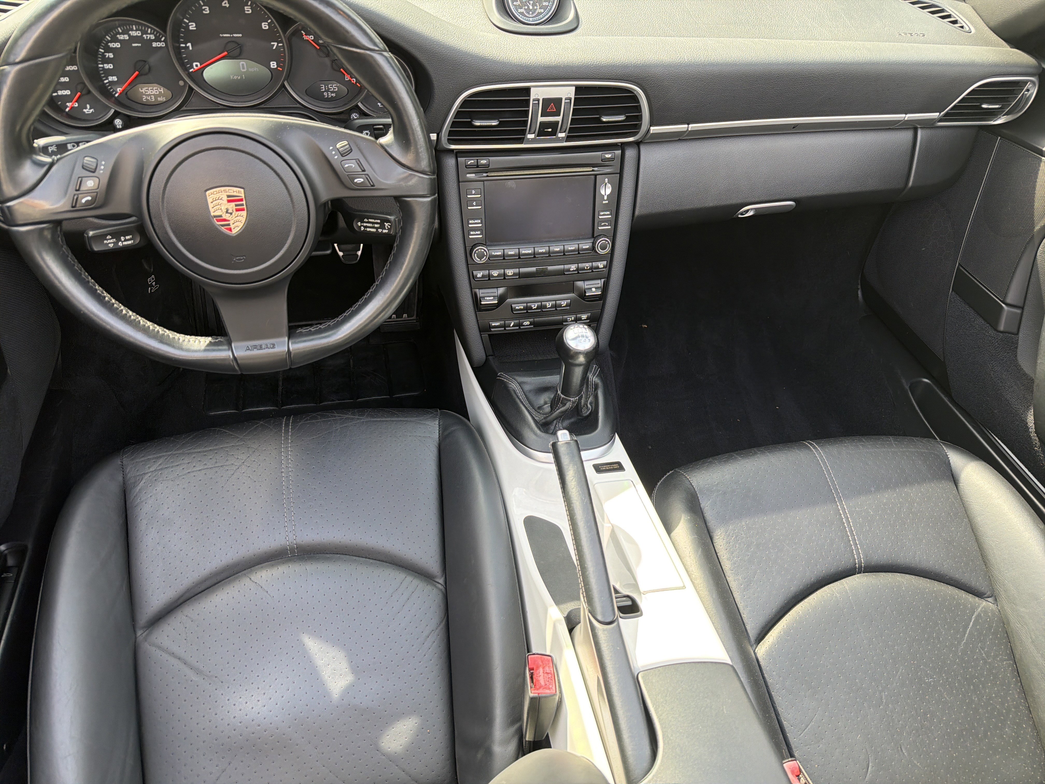 Used 2011 Porsche 911 Carrera GTS RWD image 4