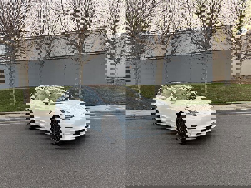 Used 2018 Tesla Model 3 Long Range image 11