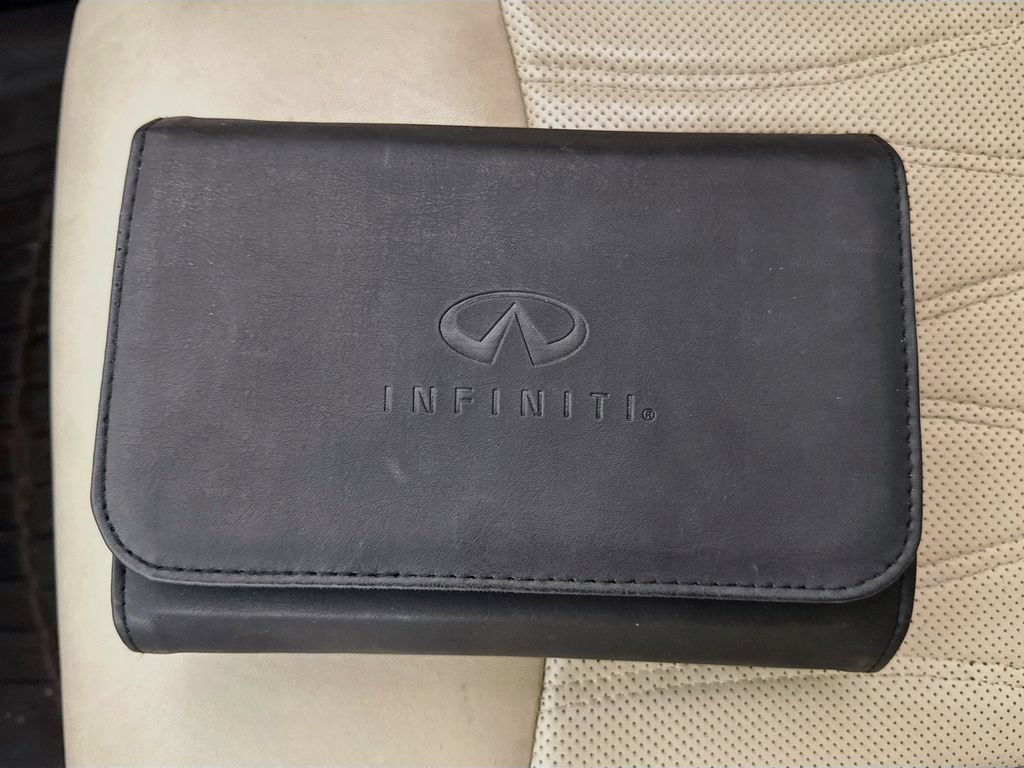 Used 2019 INFINITI QX60 Luxe w/ Sensory Package AWD/4WD image 40