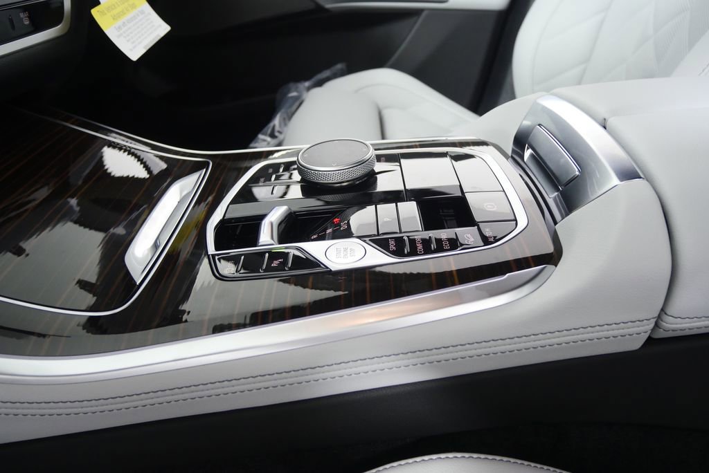 Used 2026 BMW X5 xDrive40i w/ Premium Package image 21